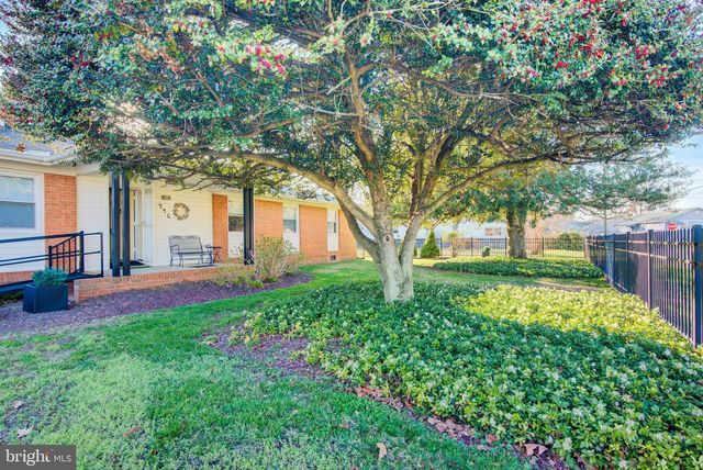 946 BRYANT AVE, Colonial Beach, VA 22443