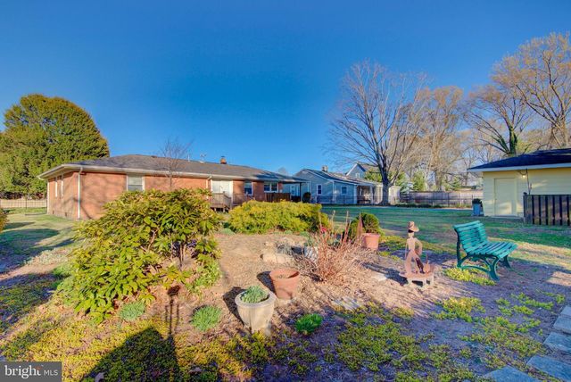 946 BRYANT AVE, Colonial Beach, VA 22443