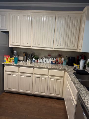 4240 Towne Lake Court, Irving, TX 75061