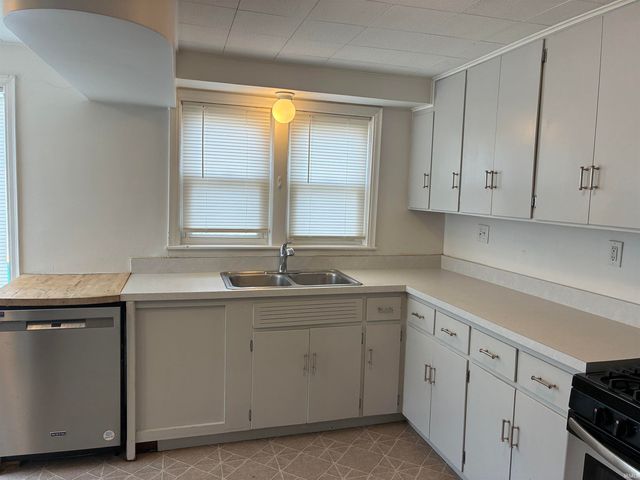 201 S Beiger Street, Mishawaka, IN 46544