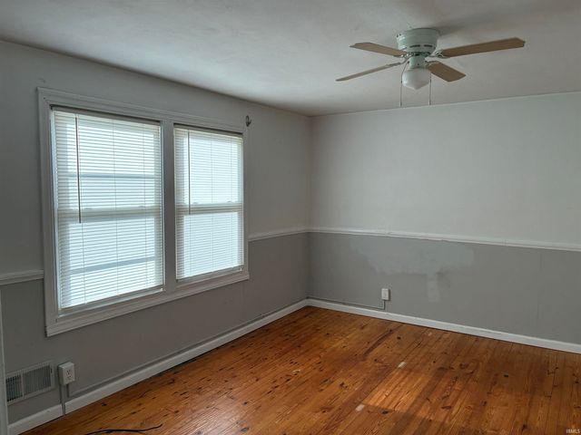 201 S Beiger Street, Mishawaka, IN 46544