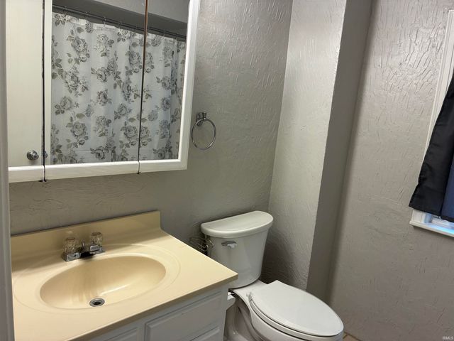 201 S Beiger Street, Mishawaka, IN 46544