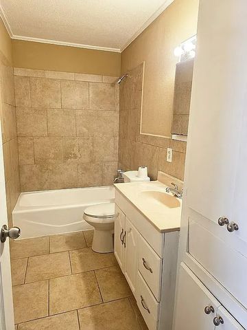 1301 Meadowview Drive, Bossier City, LA 71111