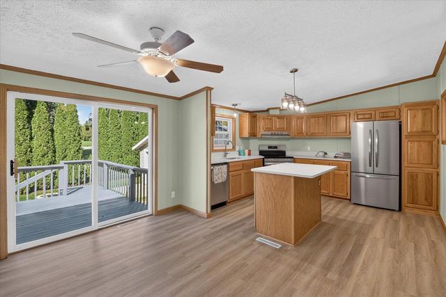 W2506 Circle Drive, Watertown, WI 53094