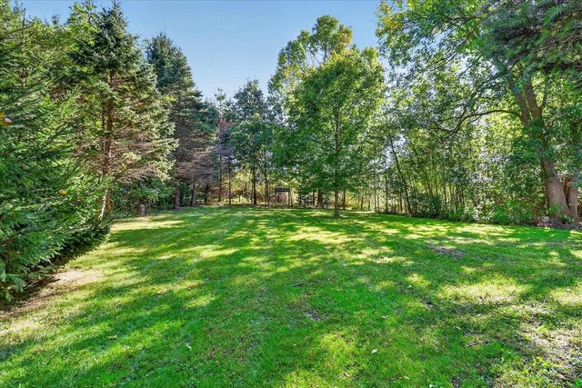 W2506 Circle Drive, Watertown, WI 53094