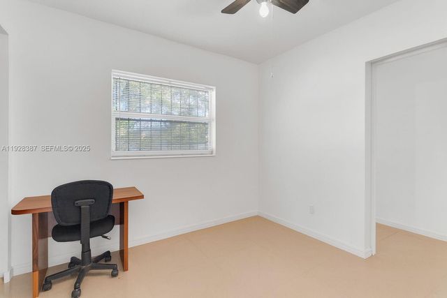 3981 NW 201st St, Miami Gardens, FL 33055