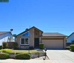4608 Deercreek Ln, Concord, CA 94521
