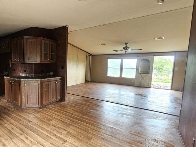 417 Lakeview 4 Drive, Clemville, TX 77414