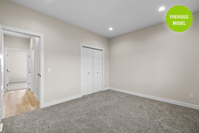 2405 15th St NW, Minot, ND 58703