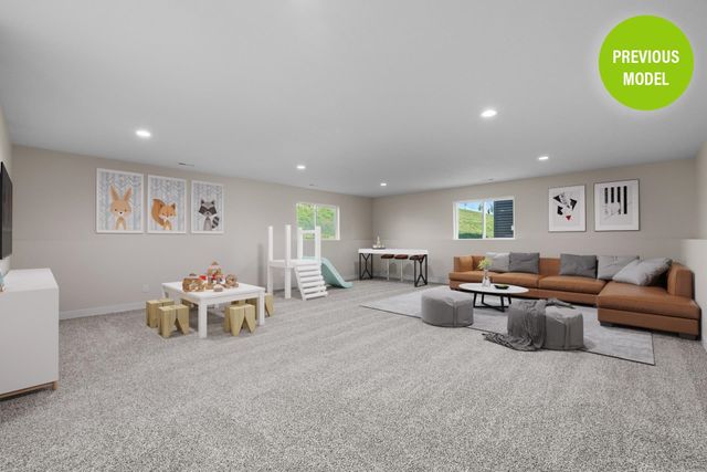 2405 15th St NW, Minot, ND 58703