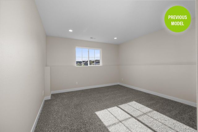 2405 15th St NW, Minot, ND 58703