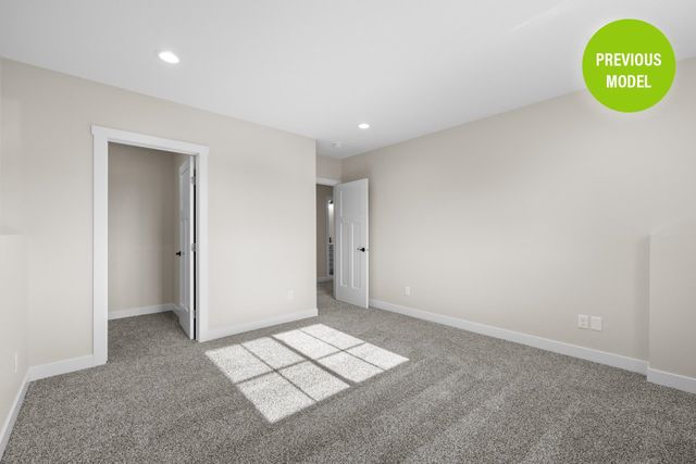 2405 15th St NW, Minot, ND 58703