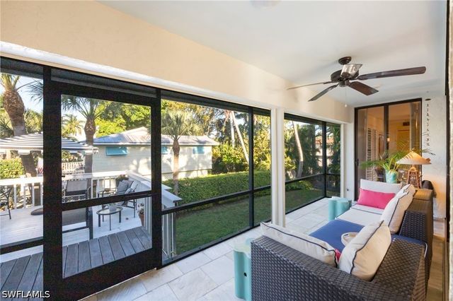 1225 Sandpiper ST, Naples, FL 34102