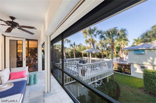 1225 Sandpiper ST, Naples, FL 34102