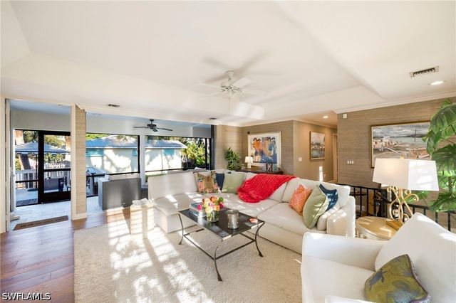 1225 Sandpiper ST, Naples, FL 34102