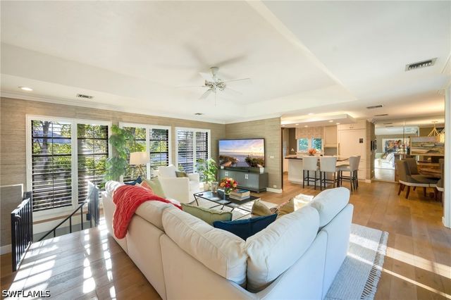 1225 Sandpiper ST, Naples, FL 34102