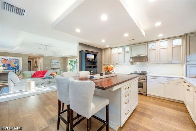 1225 Sandpiper ST, Naples, FL 34102