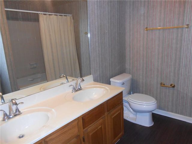 1135 Country Club Place NW, Kennesaw, GA 30144