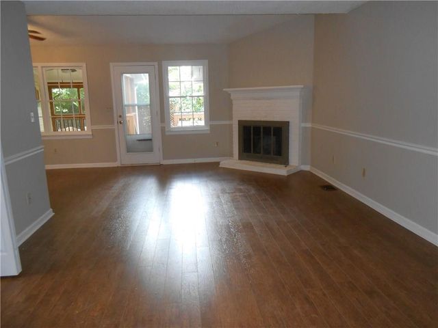 1135 Country Club Place NW, Kennesaw, GA 30144
