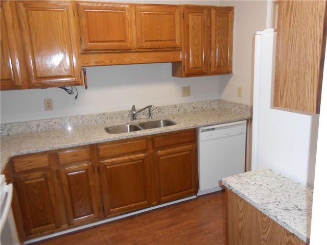 1135 Country Club Place NW, Kennesaw, GA 30144