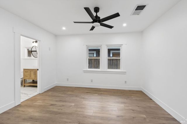 648 Pine St, Santa Rosa, CA 95404