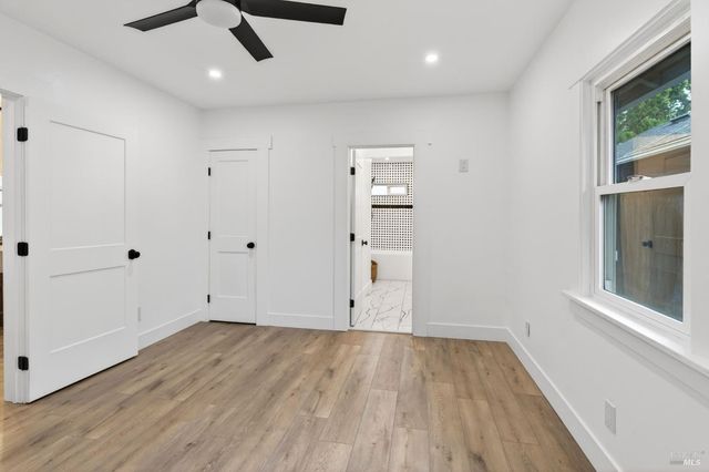 648 Pine St, Santa Rosa, CA 95404