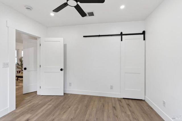 648 Pine St, Santa Rosa, CA 95404