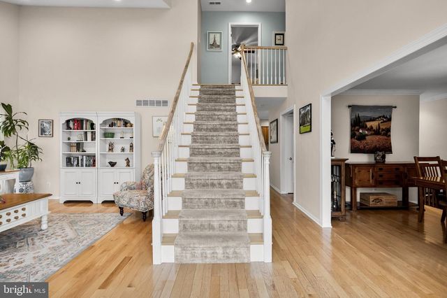 4 CLIFFORD LN, Marlton, NJ 08053