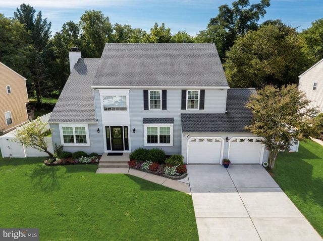 4 CLIFFORD LN, Marlton, NJ 08053