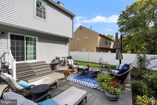 4 CLIFFORD LN, Marlton, NJ 08053