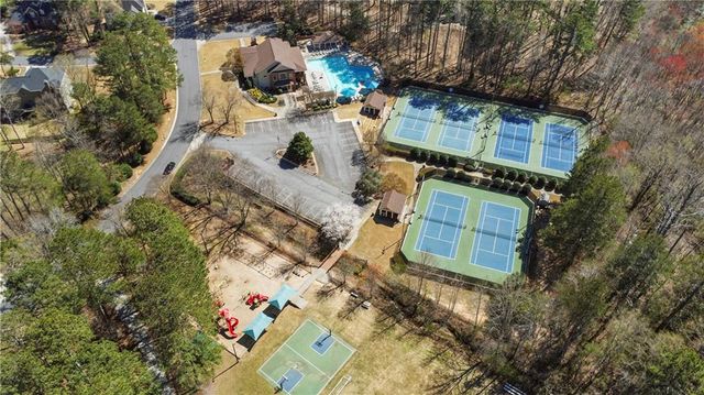 5685 Lake Manor Trace, Johns Creek, GA 30022