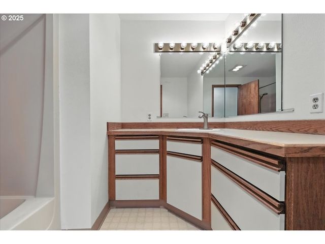 3518 Ne 146TH Ct, Vancouver, WA 98682