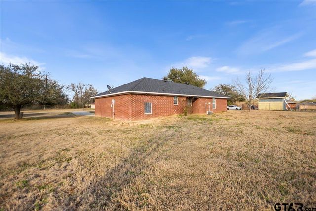 15389 Oaks West Dr, Tyler, TX 75704