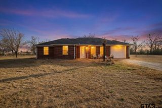 15389 Oaks West Dr, Tyler, TX 75704