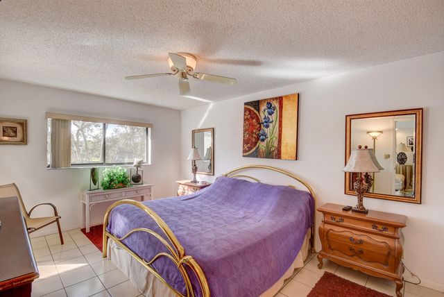 15461 Pembridge Drive 309, Delray Beach, FL 33484