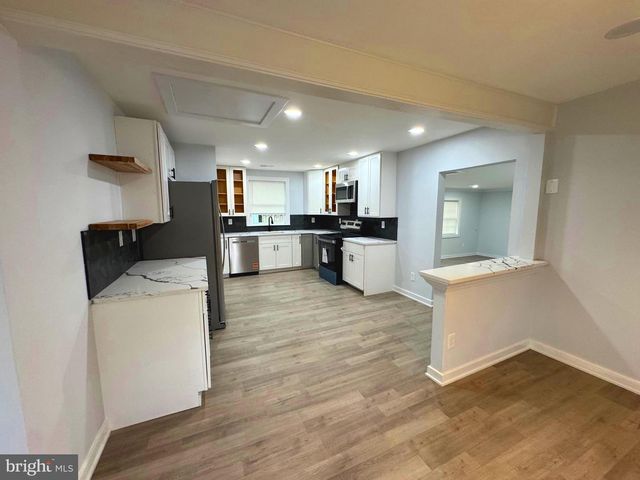 203 HENSON RD, Glen Burnie, MD 21060