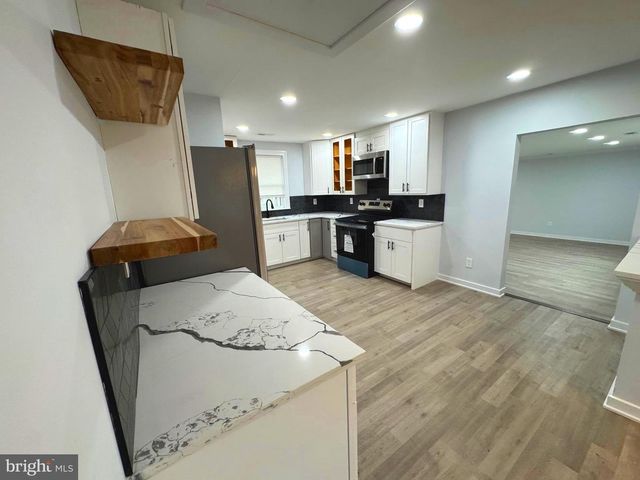 203 HENSON RD, Glen Burnie, MD 21060