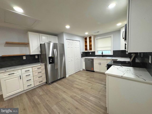 203 HENSON RD, Glen Burnie, MD 21060