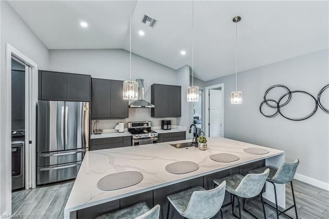 4618 Catalina LN, Bonita Springs, FL 34134