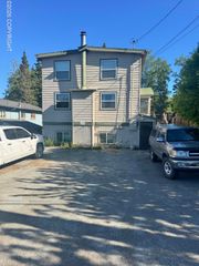 2103 W 32nd Avenue, Anchorage, AK 99517