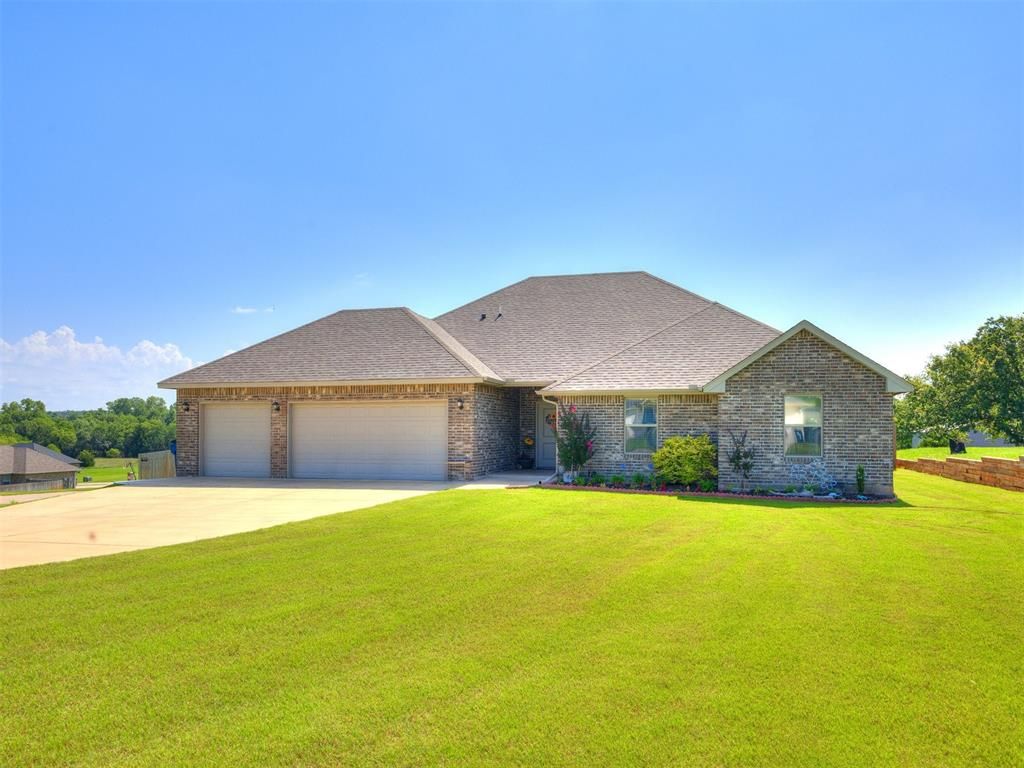 9556 Country Side Lane, Guthrie, OK 73044