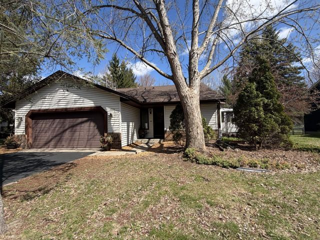 5986 Pheasant Drive, Shoreview, MN 55126