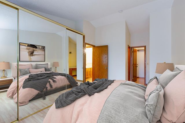 5986 Pheasant Drive, Shoreview, MN 55126