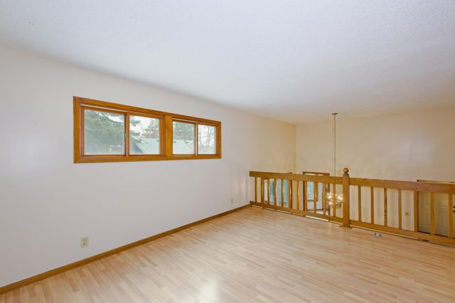 5986 Pheasant Drive, Shoreview, MN 55126