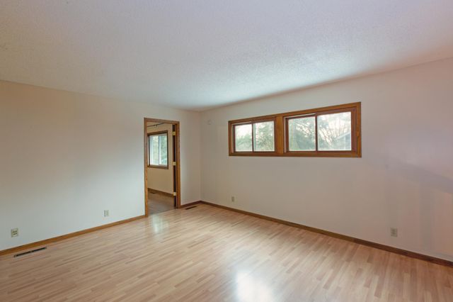 5986 Pheasant Drive, Shoreview, MN 55126