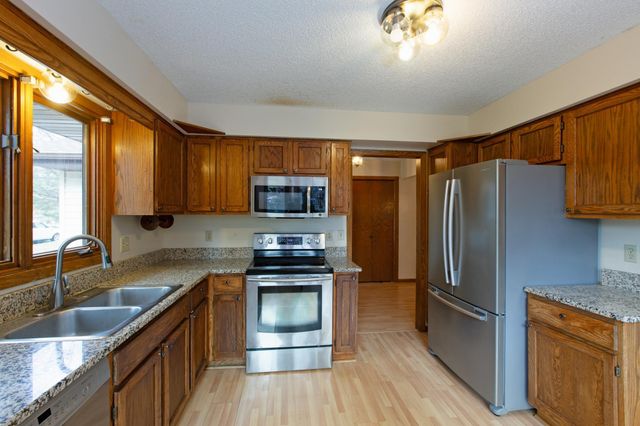 5986 Pheasant Drive, Shoreview, MN 55126