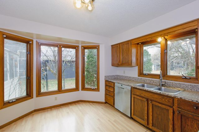 5986 Pheasant Drive, Shoreview, MN 55126