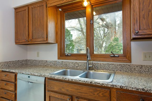 5986 Pheasant Drive, Shoreview, MN 55126