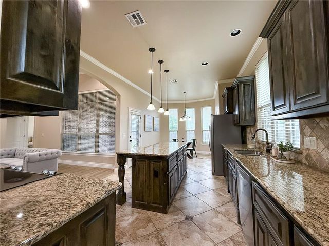 2101 NW 159th Terrace, Edmond, OK 73013