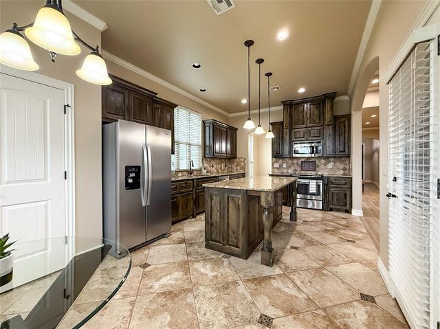 2101 NW 159th Terrace, Edmond, OK 73013